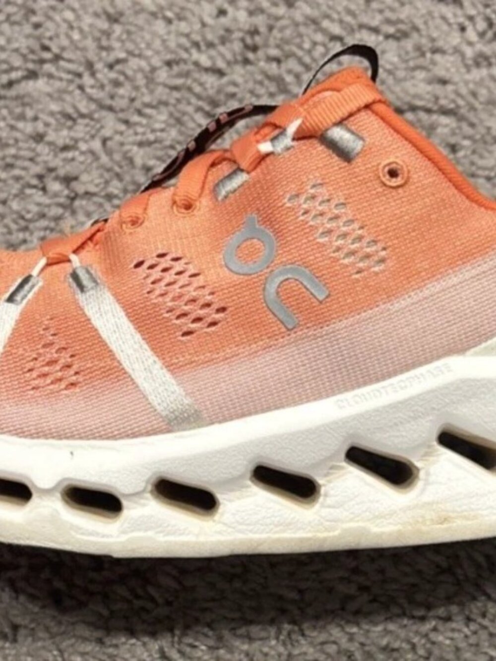 On CloudSurfer Swiss Engineering Women's Size 7.5 Running Shoes Orange
